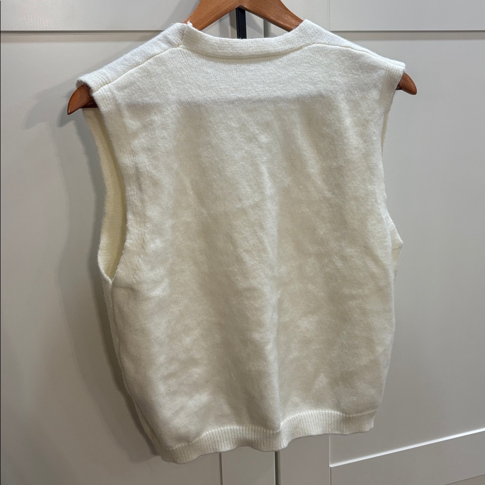SHEIN Cream V-Neck Tie-Front Sweater Vest with Embroidered Flowers - Picture 5 of 5